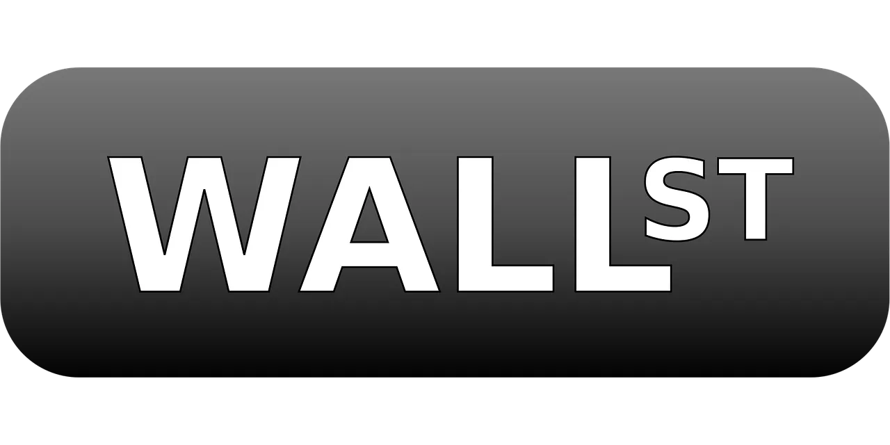 Investing Smartly: Navigating Opportunities in Malaysia's Financial Landscape