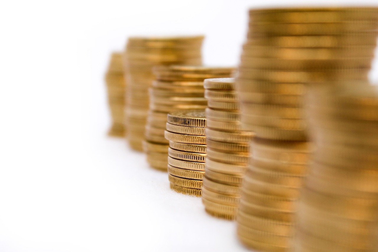 Investing in Gold: A Smart Move for Malaysians in 2025