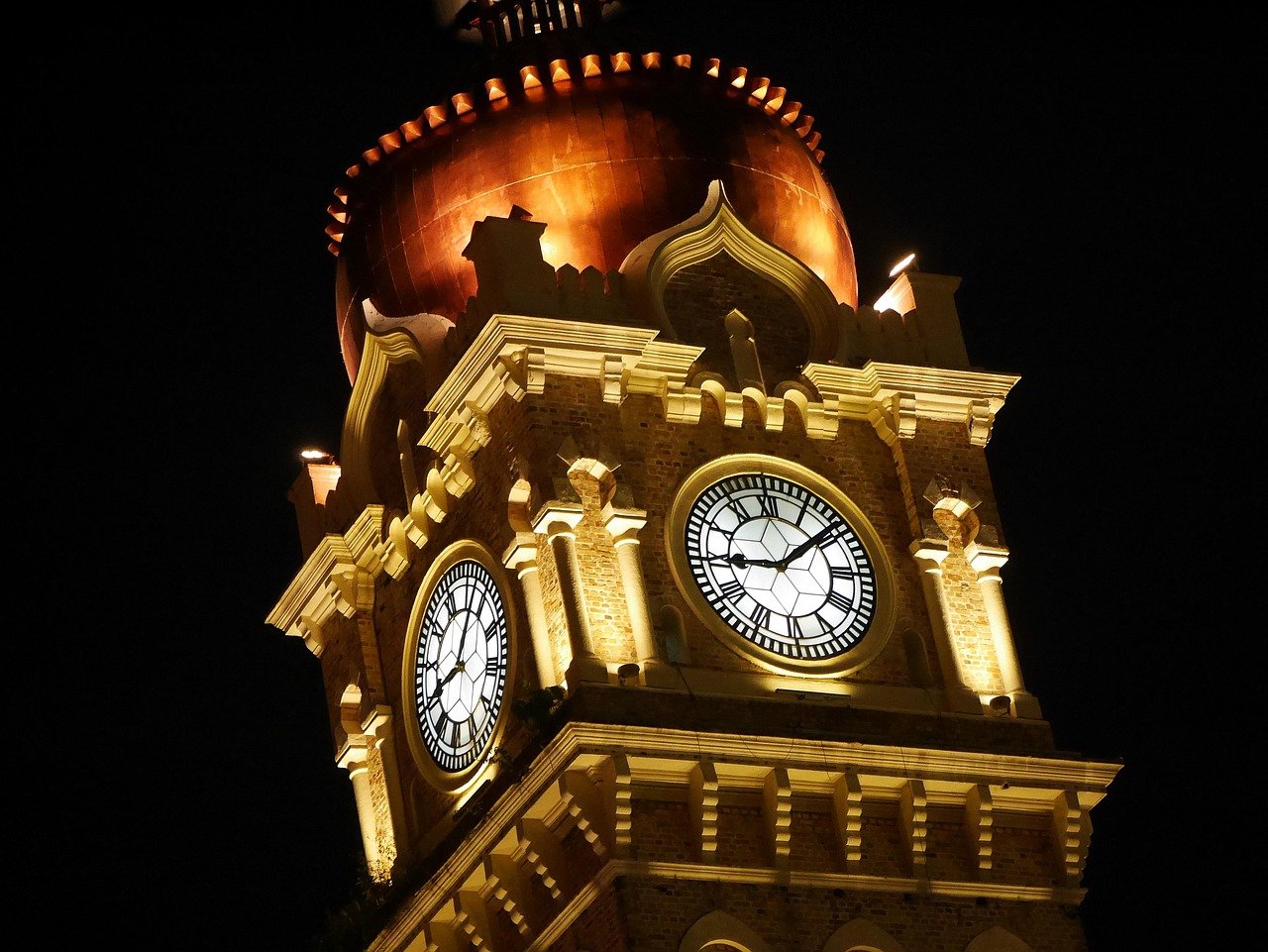 Investing in Malaysia: Strategies for Building Wealth in 2025