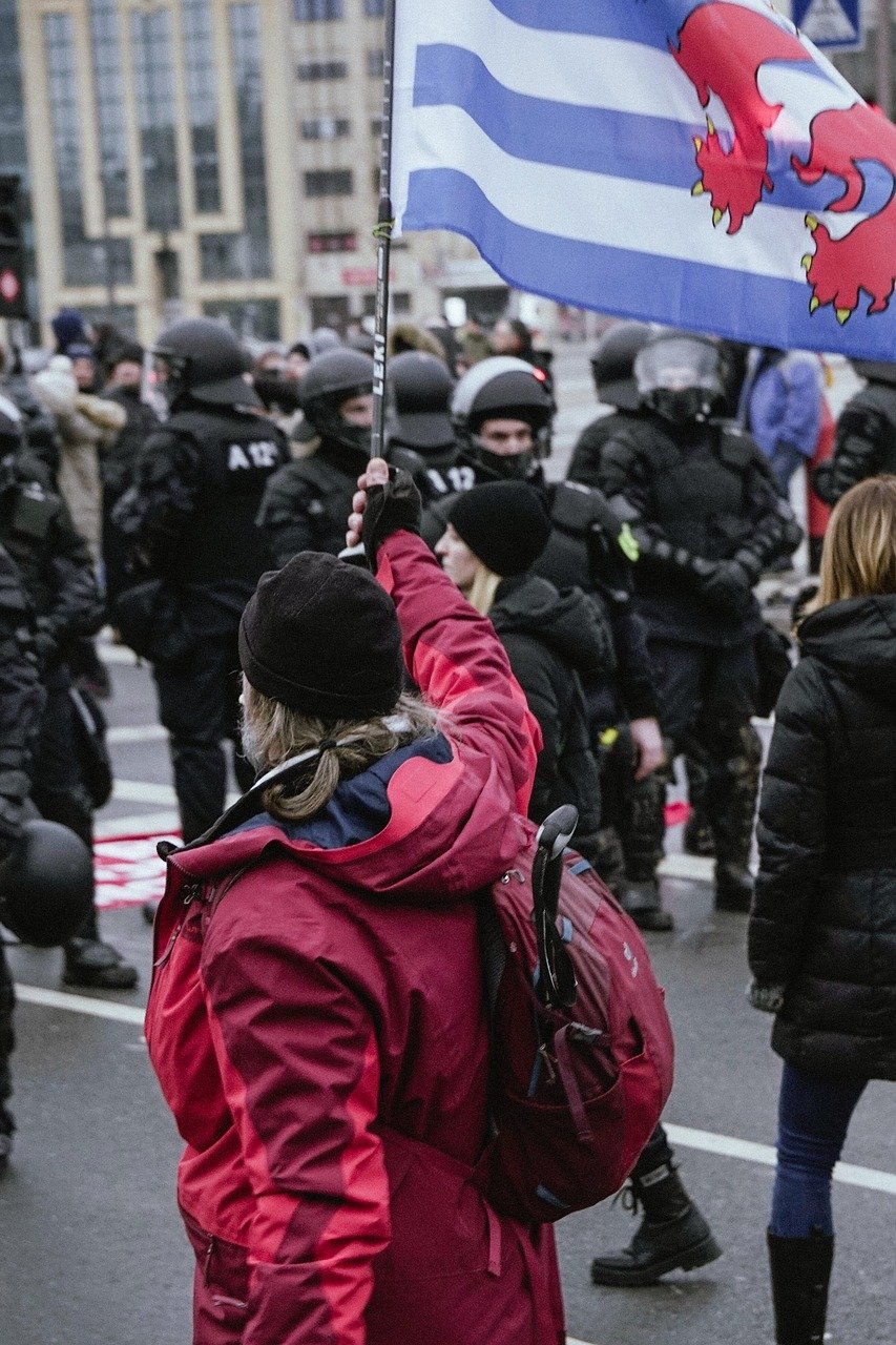 Maximize Your Investments: Understanding Mutual Funds and Unit Trusts in Malaysia