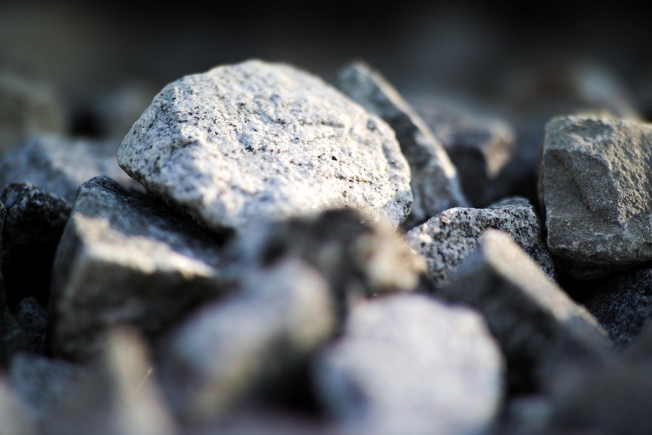 Comparing Shariah-Compliant Unit Trusts and Global Mutual Funds in Malaysia 2026